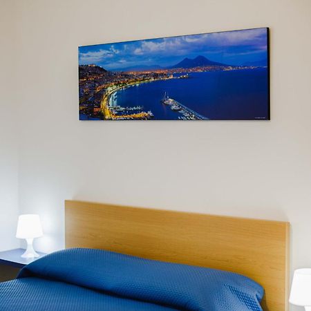 Casa Intera In Via Dell Epomeo 175 Lägenhet Neapel Exteriör bild